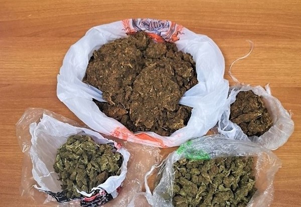 Mε μισό κιλό χασίς συνελήφθη 20χρονος